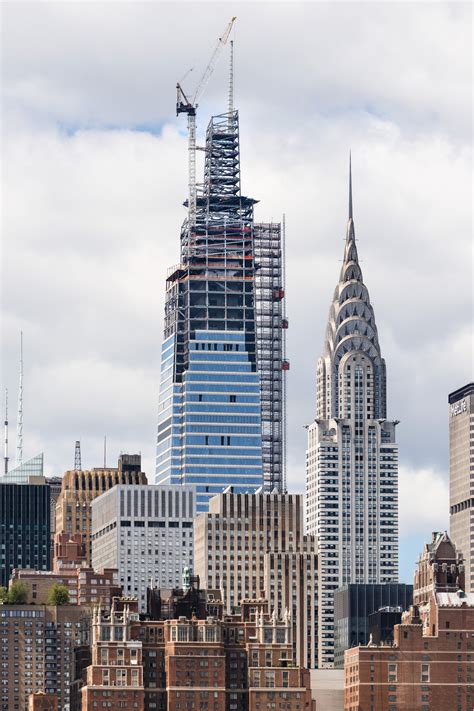 Galería De Nuevo Edificio De Oficinas Más Alto De Manhattan Alcanza Su