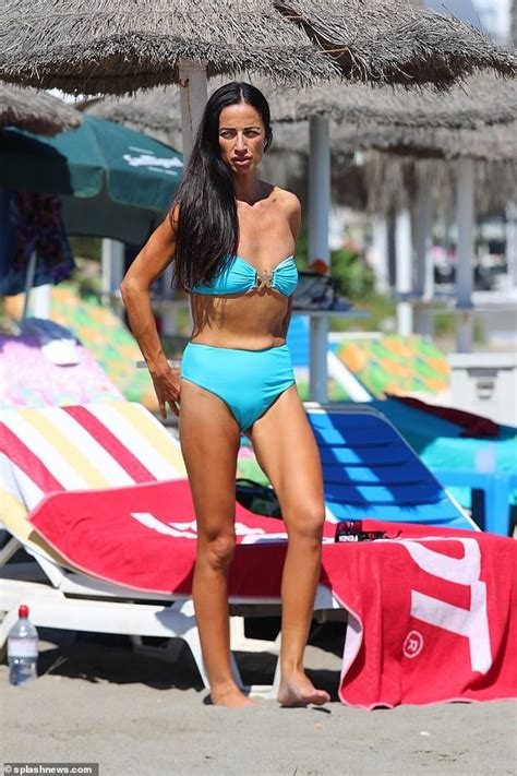 Chantelle Houghton Showcases Her 4st Weight Loss In A Stunning Blue