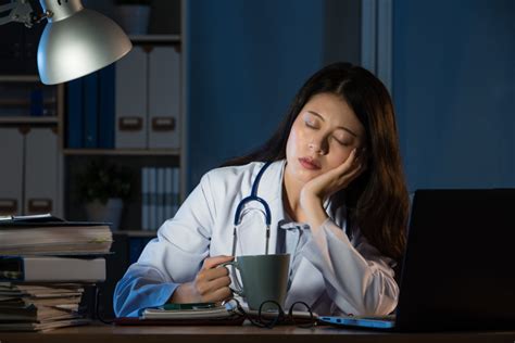 Shift Work Sleep Disorder Swsd Overview And Tips Mattress Advisor