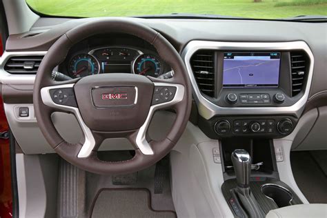 Interior Comparison 2017 Vs 2016 Gmc Acadia Gm Authority