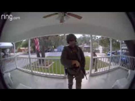 Fbi monte le son avec mubak, famas et blackapar. FBI knocking on doors in Seminole Heights - YouTube