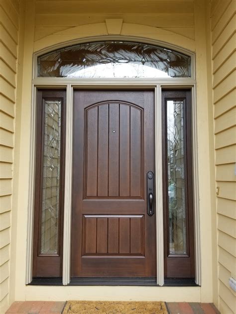 3 Wide Entry Door With Decorative Glass And Arch Top Pella Of Dayton