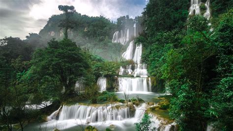 Download Wallpaper 2048x1152 Waterfall Tee Lo Su Thailand Cascade