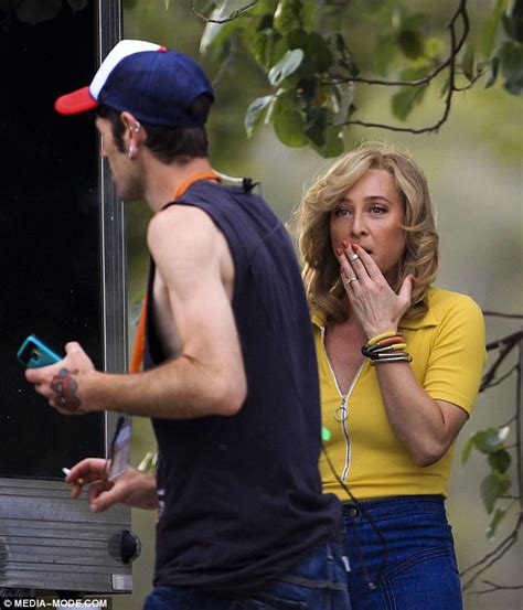 Celebrities Who Smoke Cigarettes Revealed Daily Mail Online