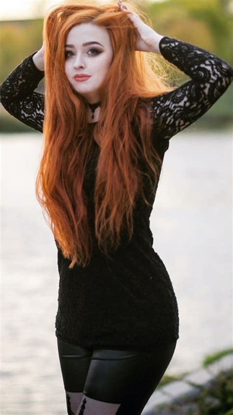 Pin By Stefan Mangesius On Gothic Beautiful Redhead Redhead Beauty Gorgeous Redhead