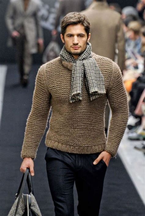Nice 35 Awesome Sweaters Outfits For Men To More Stylish