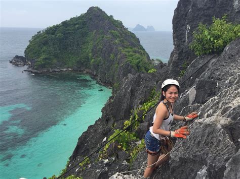Rappelling In Paradise Apulit Island Taytay Palawan Philippines