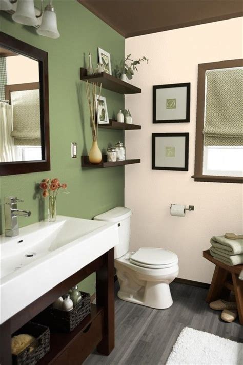 10 Green Wall Bathroom Ideas