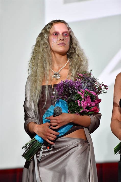 Córka Jana Englerta jak z innej planety. Helena zaskoczyła wszystkich