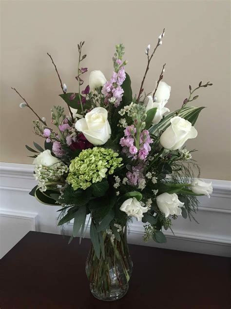Vase Arrangements Sympathy Fleur Tatious Floral Design