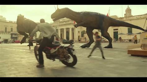 Jurassic World Dominion Atrociraptor Chase Scene Youtube