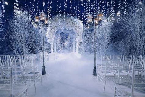 Glamorous Winter Wedding Ideas Tips For Theme Style And Decor In