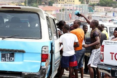 Associação Nova Aliança Queixa Se De Lotadores Que Cobram Para Encher Os Táxis Angola24horas