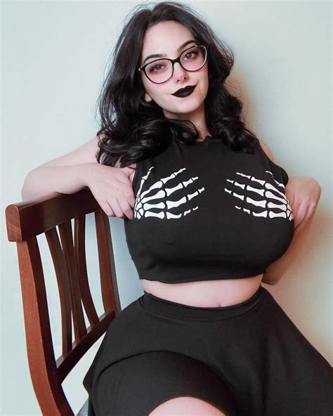 Busty With Glasses R Busty Hide