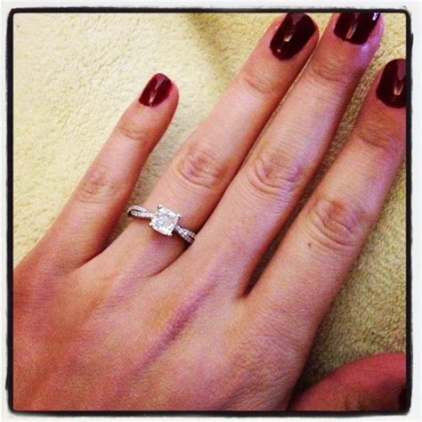 A Guy S Engagement Ring Buying Guide Brilliant Earth Engagement