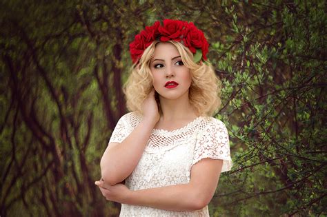 Gambar Orang Gadis Wanita Rambut Bunga Model Merah Mode Pakaian Pengantin Hairstyle