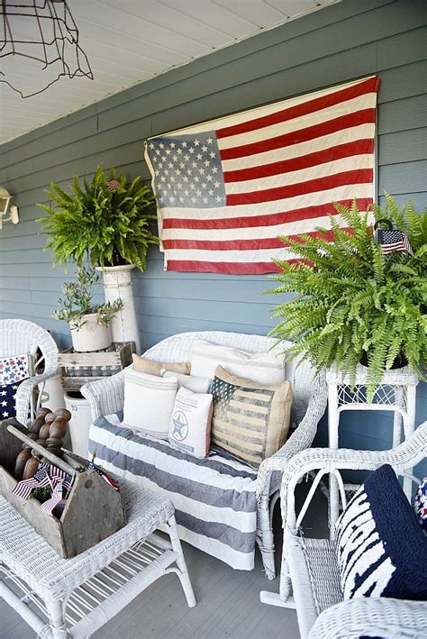 Front Porch And Outdoor 4th Of July Decorating Ideas The