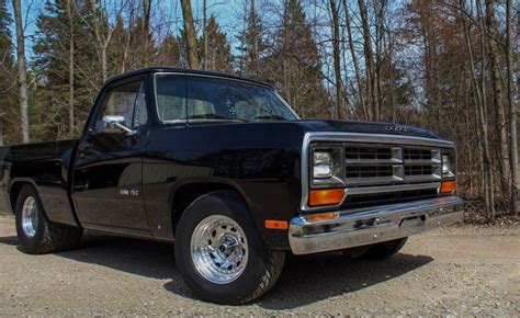 1986 Dodge D150 Showroom Condition Fully Restored Mopar 360 Tubbed Pro