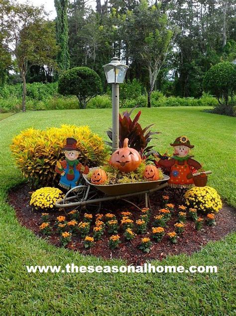 Cute And Easy Fall Landscaping Fall Yard Decor Fall Outdoor Decor