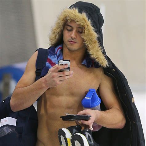Tom Daley Looks Super Sexy In A Speedo During Diving Practice—see The
