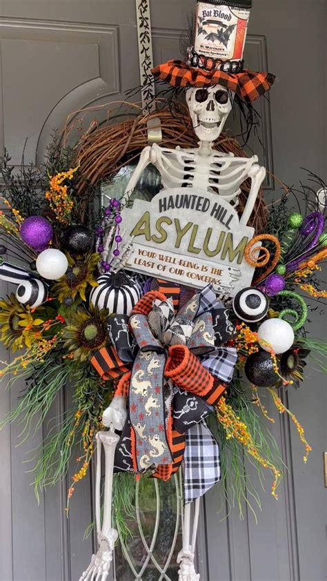 Mrs Bones Halloween Skeleton Wreath Scary Halloween Wreath Fun Diy