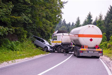 What To Do If You Are Involved In A Truck Accident Tfe Times