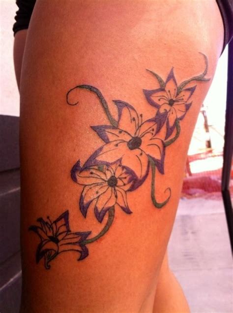 Hawaiian Flower Tattoos Designs
