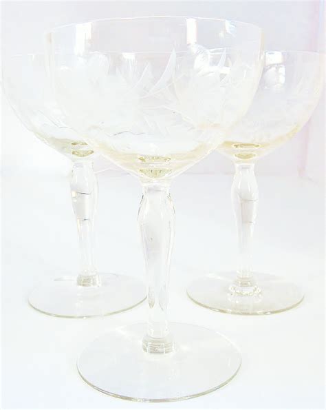 Vintage Champagne Glasses Glassware Elegant Etched Design Etsy