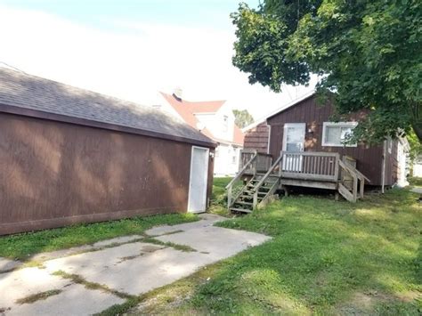 As of december 2020 the median rental rate in milwaukee is $1,082 which is $13 (1%) less than the median of $1,095 for milwaukee county, $14 (1%) more than the median of $1,068 for wisconsin and $299. Single Family Home - House for Rent in Milwaukee, WI ...