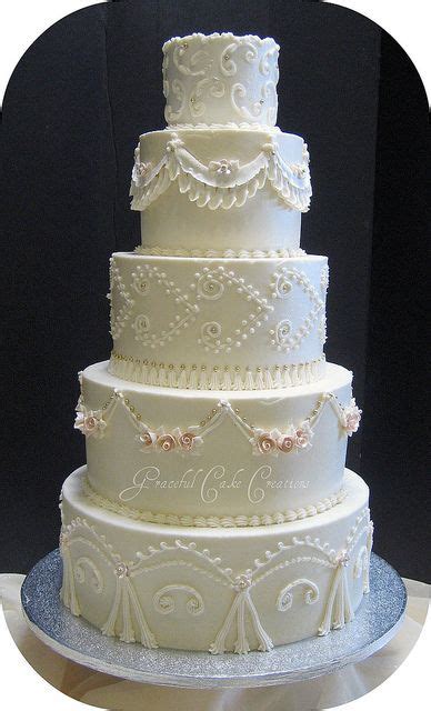 Traditional Ivory Wedding Cake Ivory Wedding Cake