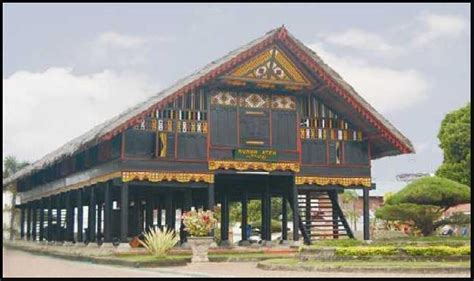 Rumah Adat Aceh Gambar Sejarah Dan Keunikannya