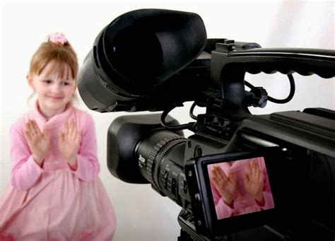 So how do you become the actor that stands out? How To Become A Child Actor: 12 Audition Steps for Kid ...