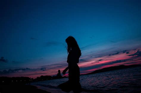 Hd Wallpaper Womans Silhouette Girl Night Sea Sunset Beach