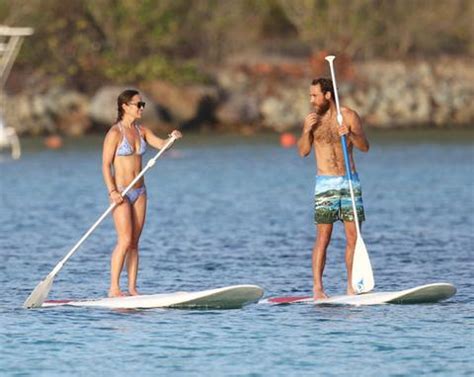 Her Royal Hotness Pippa Middleton Shows Off The Bum That Made Her Famous In A Bikini