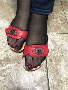 Dr Scholls And Birkenstocks With Tights Ideas Wooden Sandals