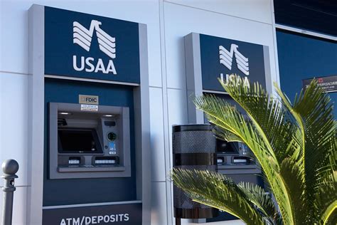Usaa offers many different credit cards to current and retired military personnel. Best USAA Credit Cards - CardResearch