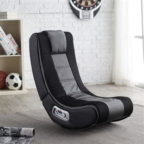 A gaming chair for junior can be the perfect gift for your kid as it'll provide them the fun with comfort and will support their back and help them to provide the better gaming experience. 1000+ images about Gaming Chair on Pinterest | Chairs for ...