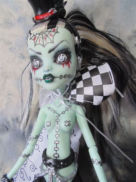 Monster High Frankie Stein Custom OOAK Repaint By Scari Ricki Circus Freak Mattel Monster