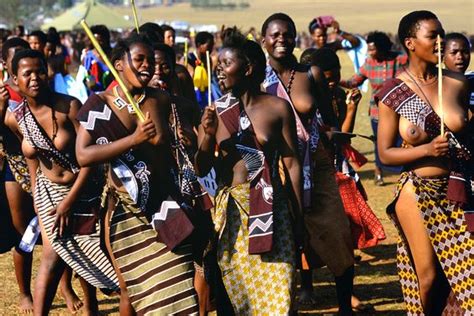 you can see dance in other land in the world zulu girls attend umhlanga the annual reed dance