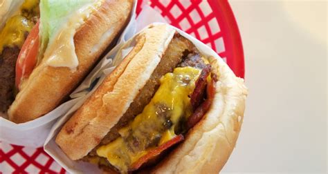 10 Essential La Burgers First We Feast
