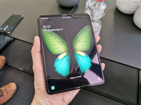 Samsung galaxy fold best price is rs. Hands-on: Samsung made these changes to the Galaxy Fold to ...