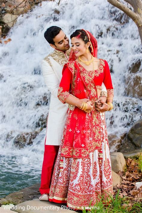 Pre Wedding Portraits Are Taken Indian Wedding Photography Poses