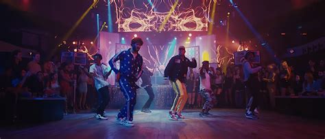 Lil Dicky Und Chris Brown Tauschen Für Einen Tag Die Rollen „freaky Friday“ Cameos Von Ed