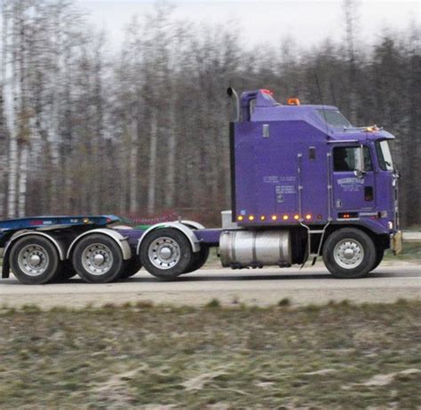 The casting has a tow hitch in the back, designed to hook up with a trailer for transport. Kenworth K100 Blueprints / Kenworth K200 2 8m Aerodyne ...