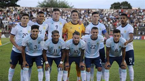 Encontrá toda la indumentaria de la selección argentina acá en solo deportes una pasión nacional. La posible formación de la Selección Argentina para el ...
