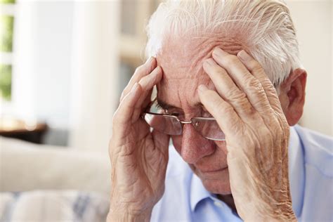Lewy Body Dementia Vs Alzheimers Desert Winds Retirement