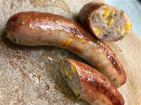Bacon And Cheddar Bratwurst 4 Pack Market Wagon Online Farmers