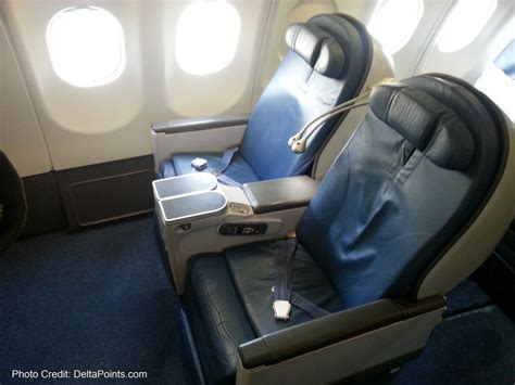 Row 1 H J Delta Airlines Airbus A330 200 Business Class Seats Eye Of