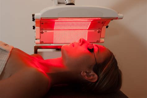 Maximize Weight Loss Results With Red Light Therapy