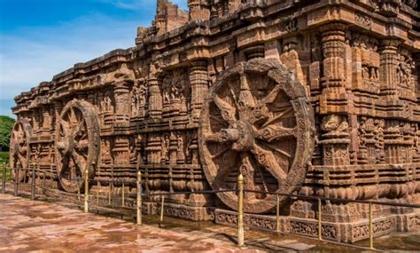 Here Are 3 Of The Most Astounding Ancient Hindu Temples Ever Built